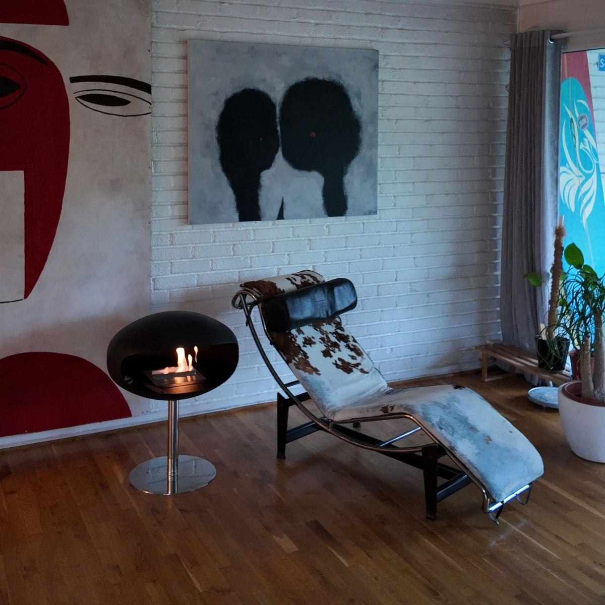 Cocoon Pedestal com Varão Aço - Preto Mate
