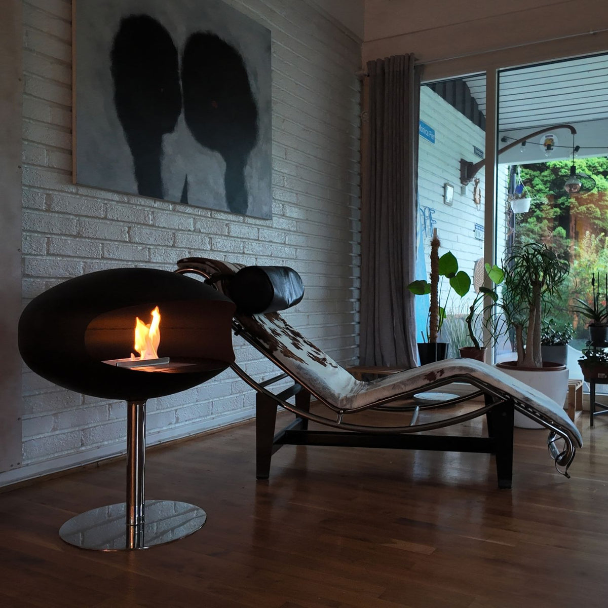 Cocoon Pedestal com Varão Aço - Preto Mate