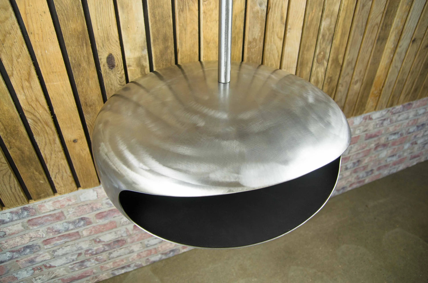 Hein and Haugaard UFO-60 Round-beamed, high-flame bio fireplace in steel