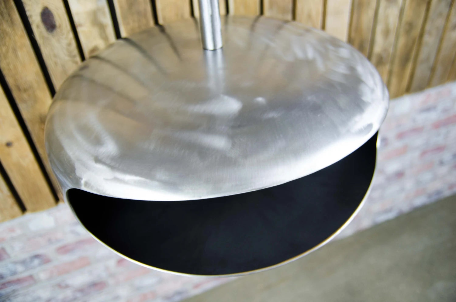 Hein and Haugaard UFO-50 Round, high-flame bio fireplace in steel