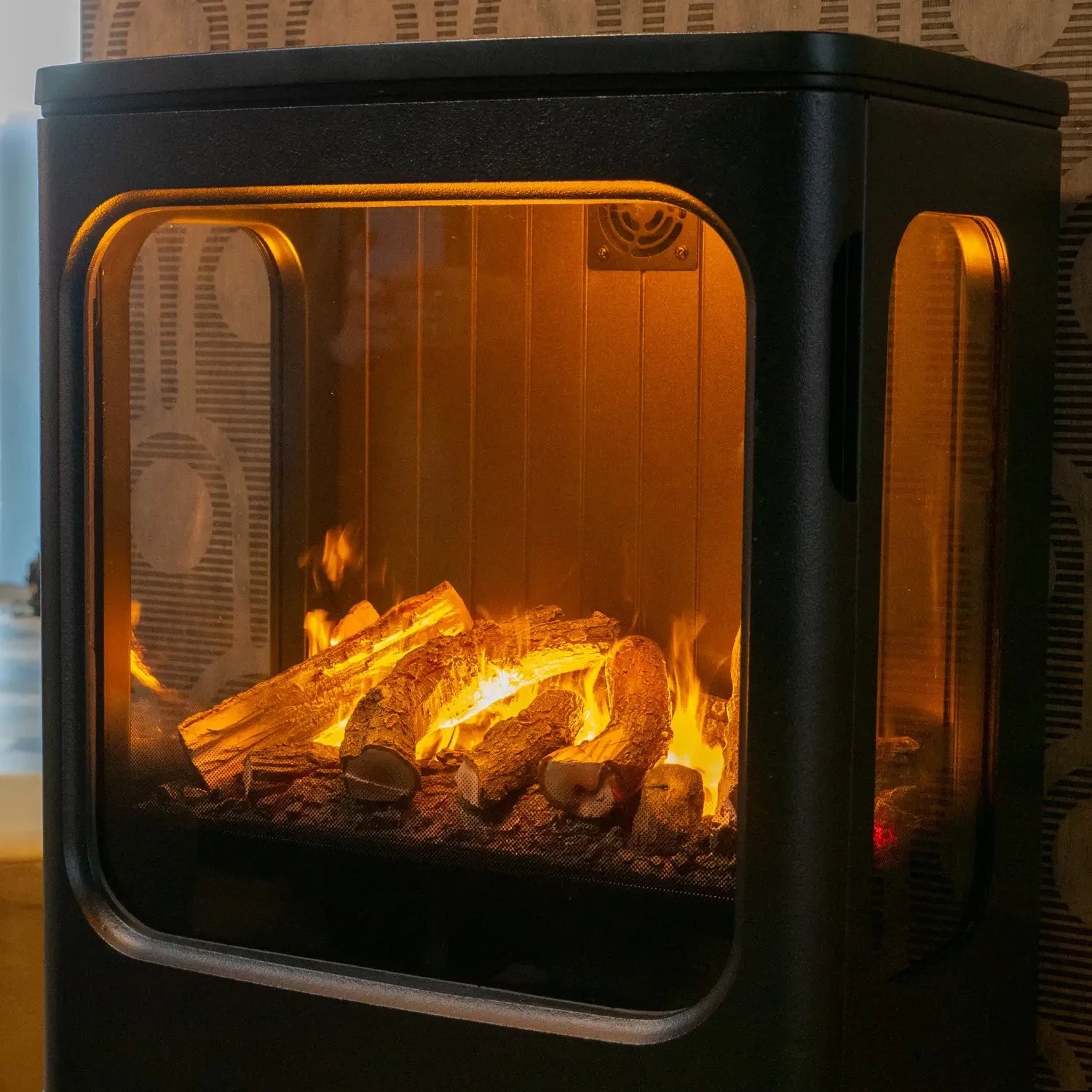 Mapleton 100 – Freestanding Water Vapour Fireplace in Cast Iron