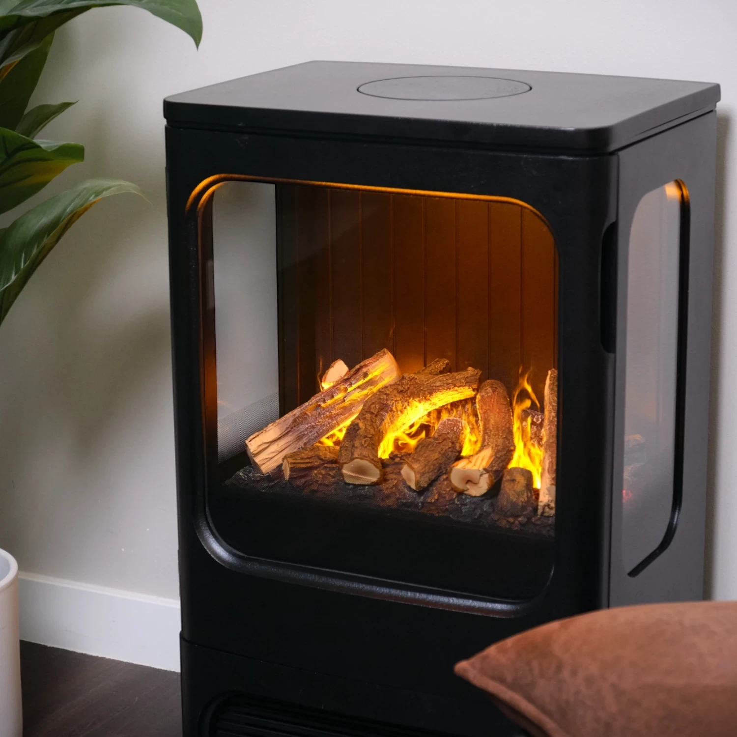 Mapleton 80 – Freestanding Water Vapour Fireplace in Cast Iron