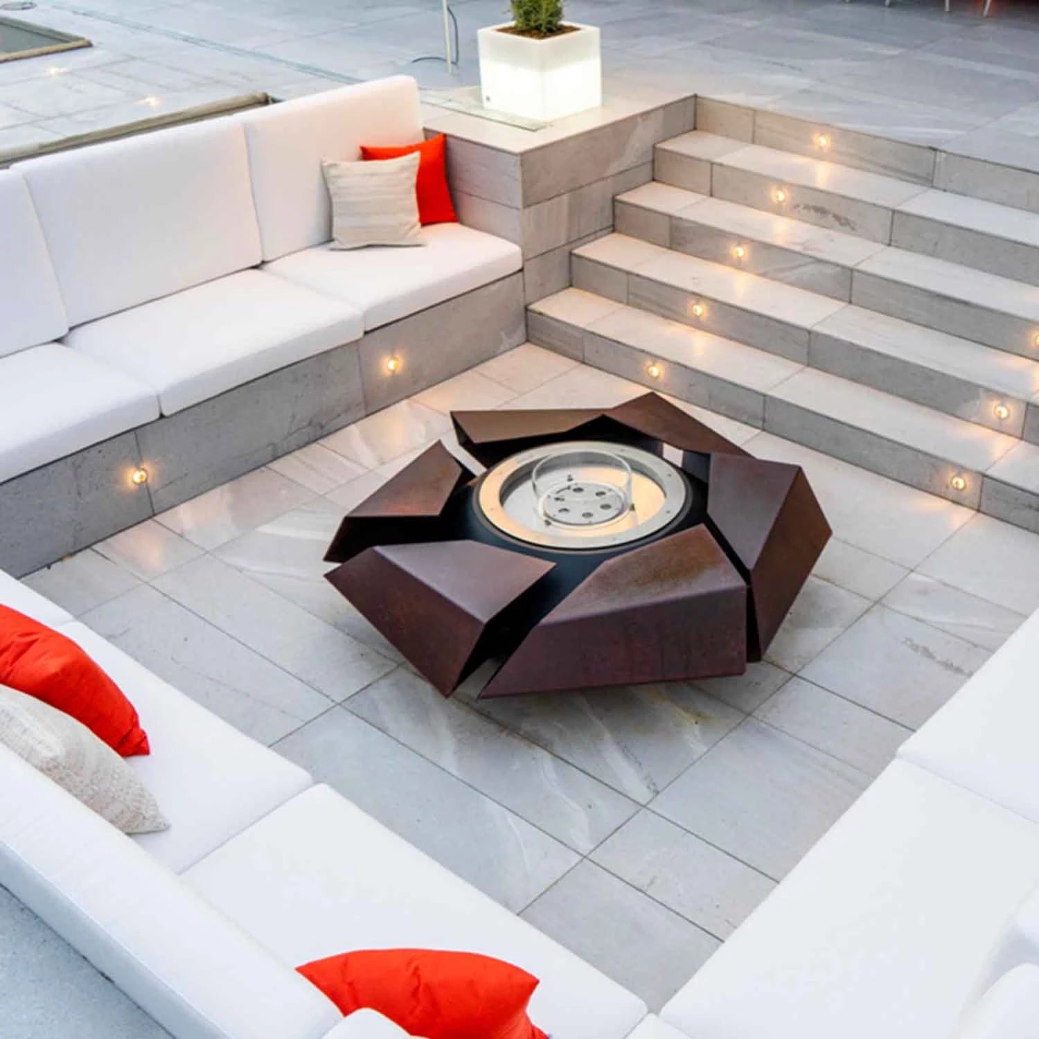 Stravaganza - Lacquered Corten Rust GlammFire