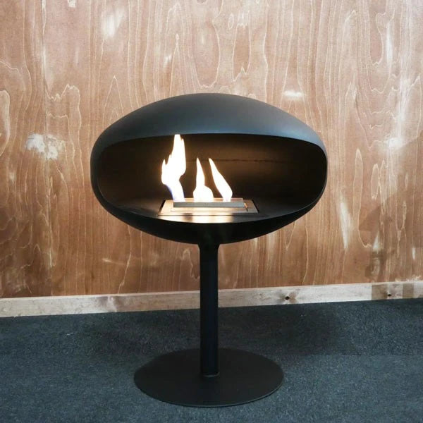 Cocoon Pedestal - Preto com Varão Preto
