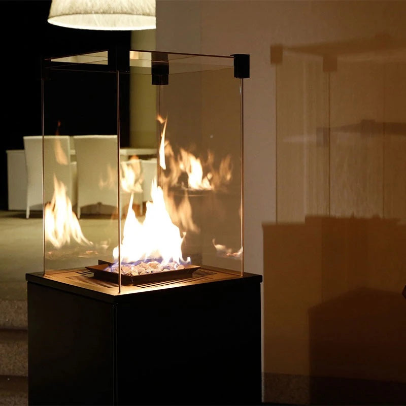 Outdoor gas fireplace with remote control