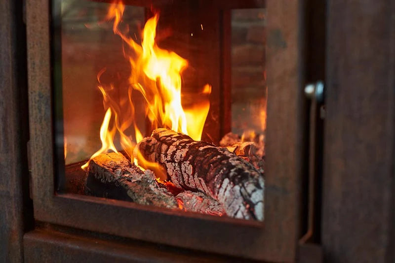 Quaruba L mobile rusted steel fireplace for the garden
