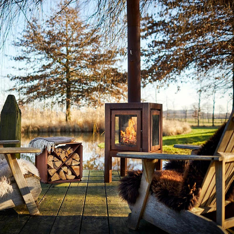 Quaruba XL rusted steel outdoor fireplace