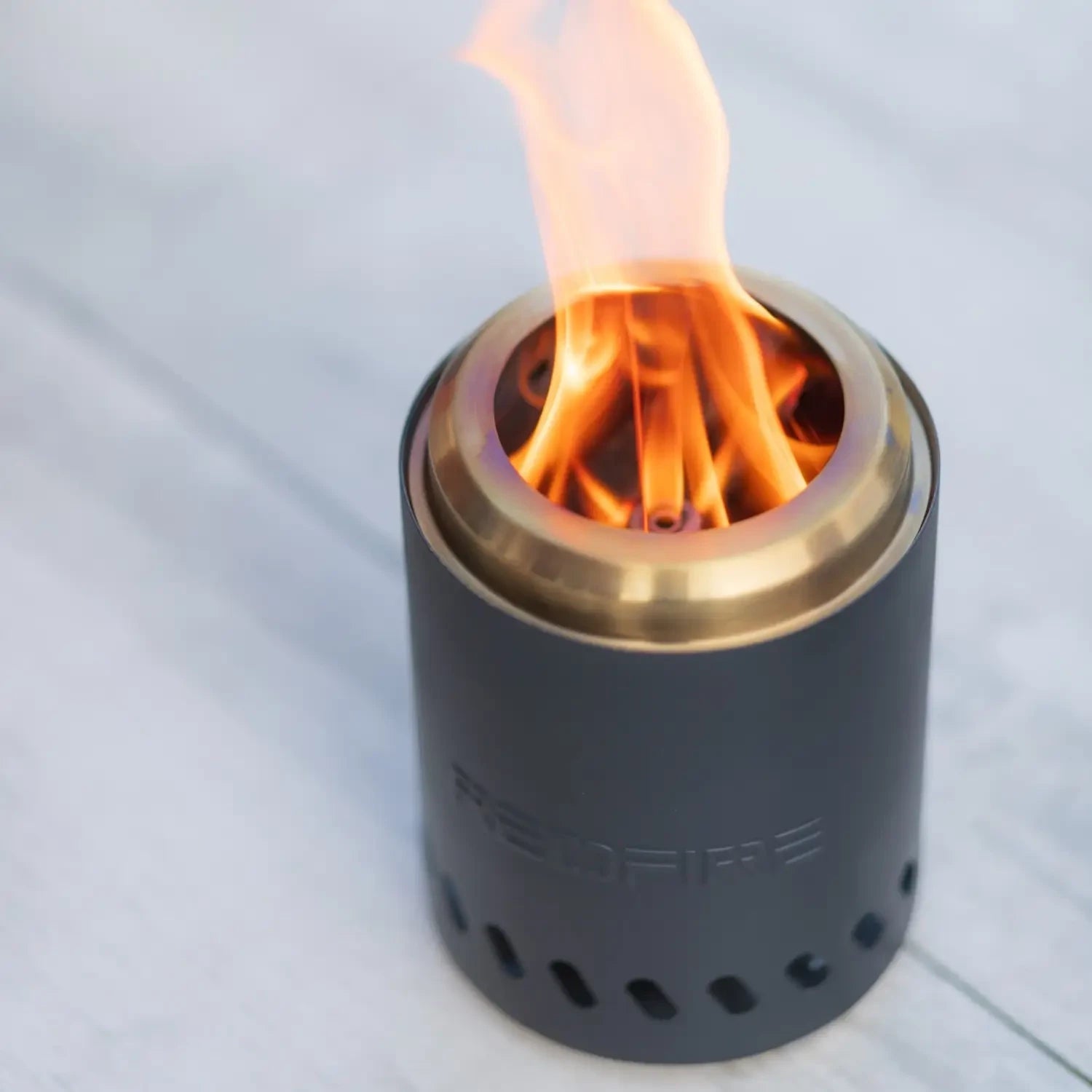 Vulcano - Fogueira de Mesa a Pellets Pequena – Aço Inoxidável Preto