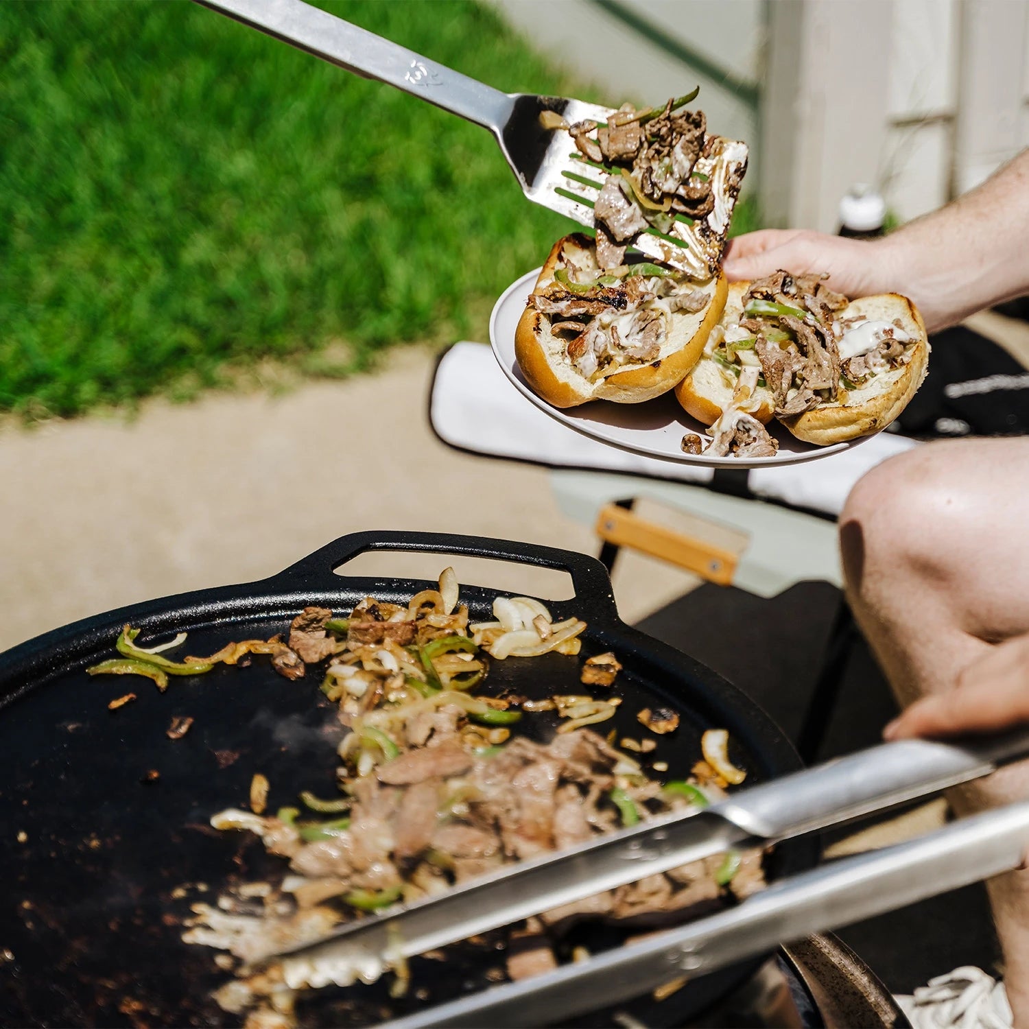 Yukon Griddle Top + HUB | Cozinha ao Ar Livre