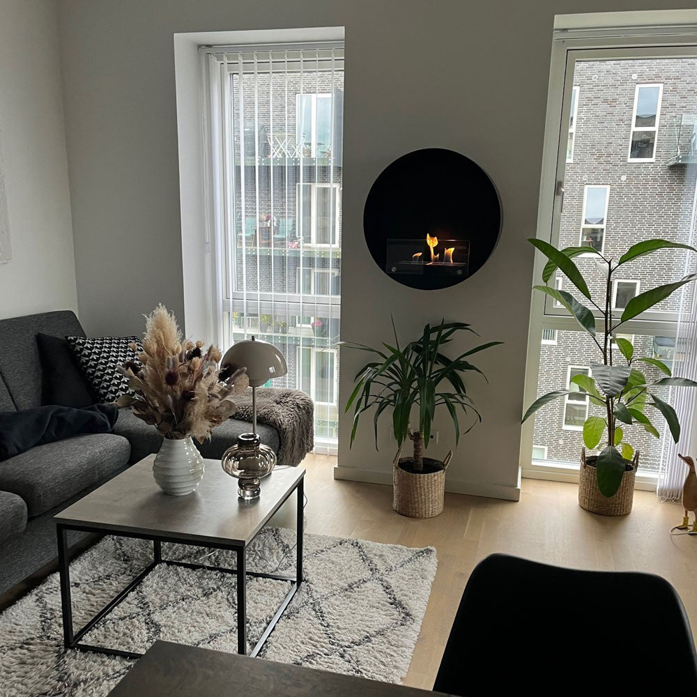 round delaware fireplace