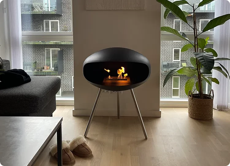 Cocoon Terra Fireplace in Black